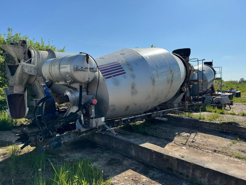 Mercedes-Benz Actros, MAN. 10 x pieces mixer. 9-10 m3 - Autobetoonisegisti: pilt 2 Mercedes-Benz Actros, MAN. 10 x pieces mixer. 9-10 m3 - Autobetoonisegisti: pilt 2