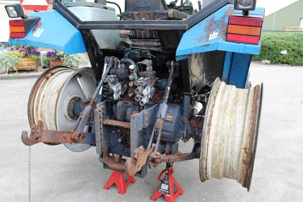 Ford 6640 2WD - Traktor: pilt 4 Ford 6640 2WD - Traktor: pilt 4