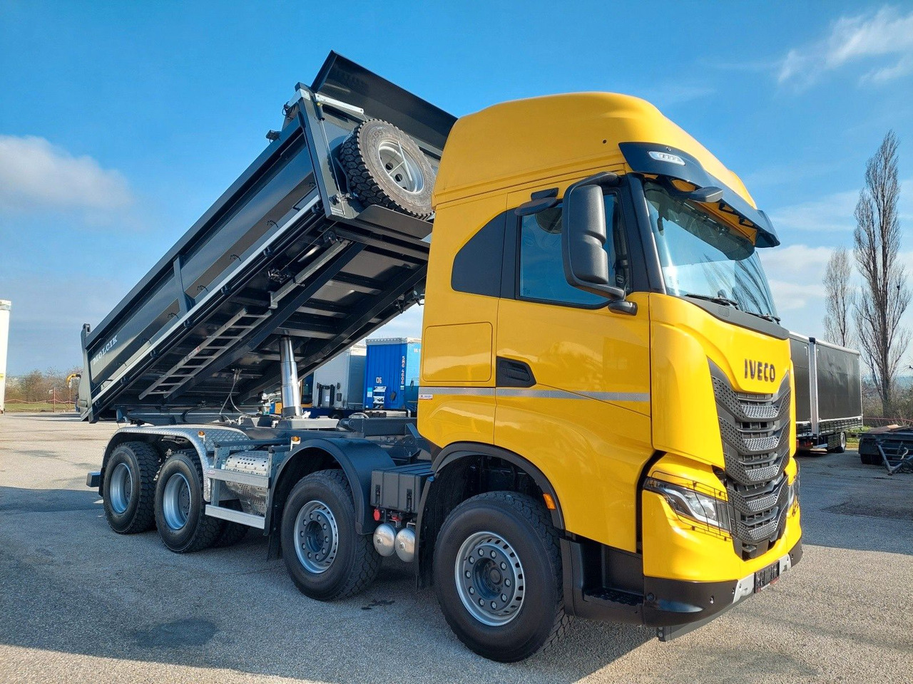 Iveco AS360X53Z Stralis X-WAY 8x4 Bordmatik - Kallurauto: pilt 2 Iveco AS360X53Z Stralis X-WAY 8x4 Bordmatik - Kallurauto: pilt 2