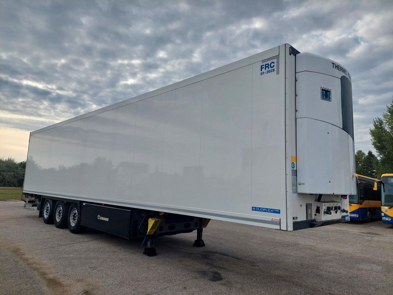 Krone SD Thermo King SLXi 300 - Külmutiga poolhaagis: pilt 2 Krone SD Thermo King SLXi 300 - Külmutiga poolhaagis: pilt 2