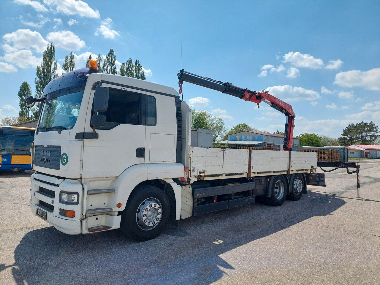MAN GA 26.320 6X2-2 BL + Kran Fassi F110AC22 - Madelveok/ Platvormveok, Kraanaga veoauto: pilt 1 MAN GA 26.320 6X2-2 BL + Kran Fassi F110AC22 - Madelveok/ Platvormveok, Kraanaga veoauto: pilt 1