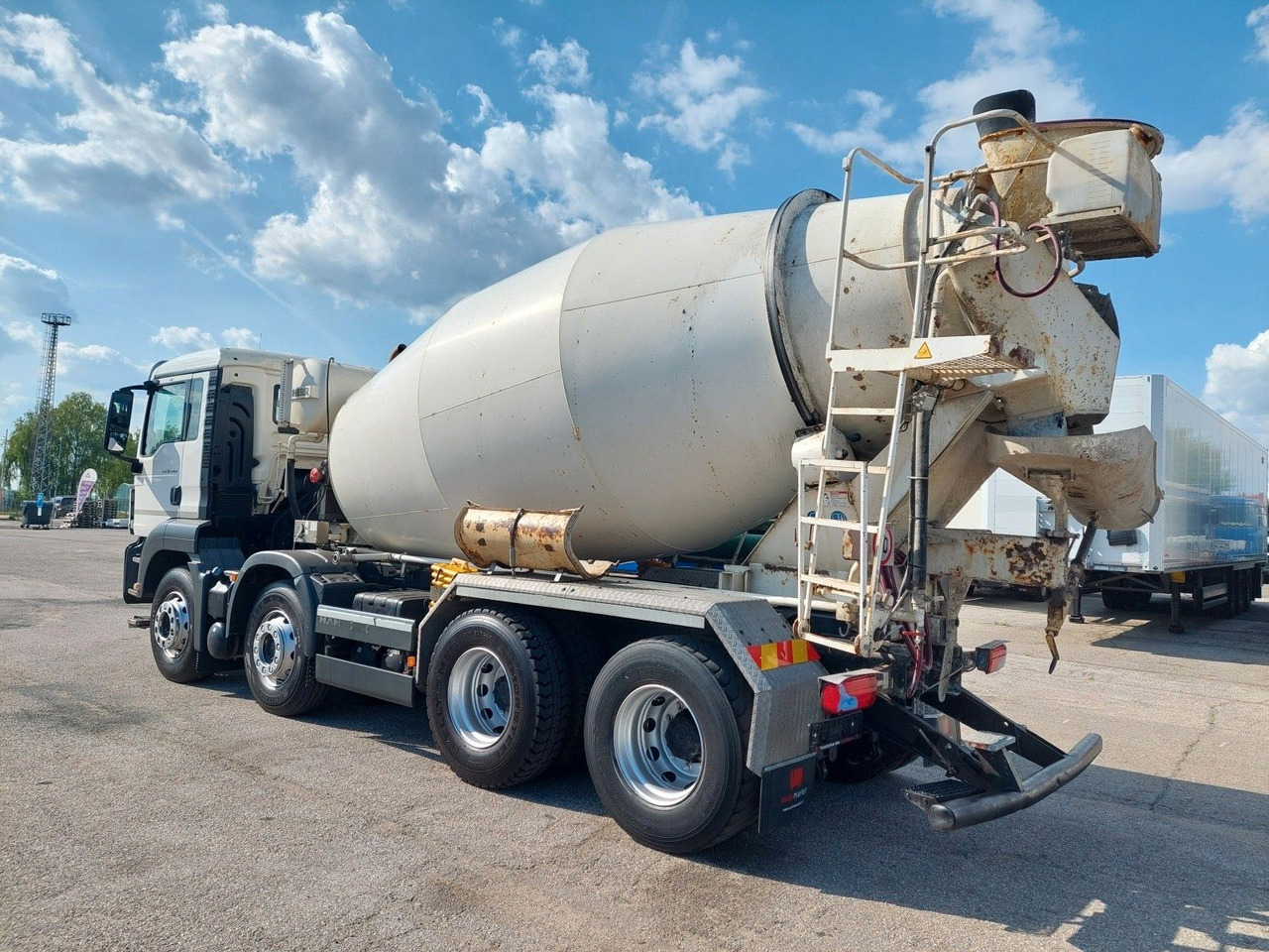 MAN TGS 32.400 8X4 BB Liebherr 9 m³ - Autobetoonisegisti: pilt 3 MAN TGS 32.400 8X4 BB Liebherr 9 m³ - Autobetoonisegisti: pilt 3