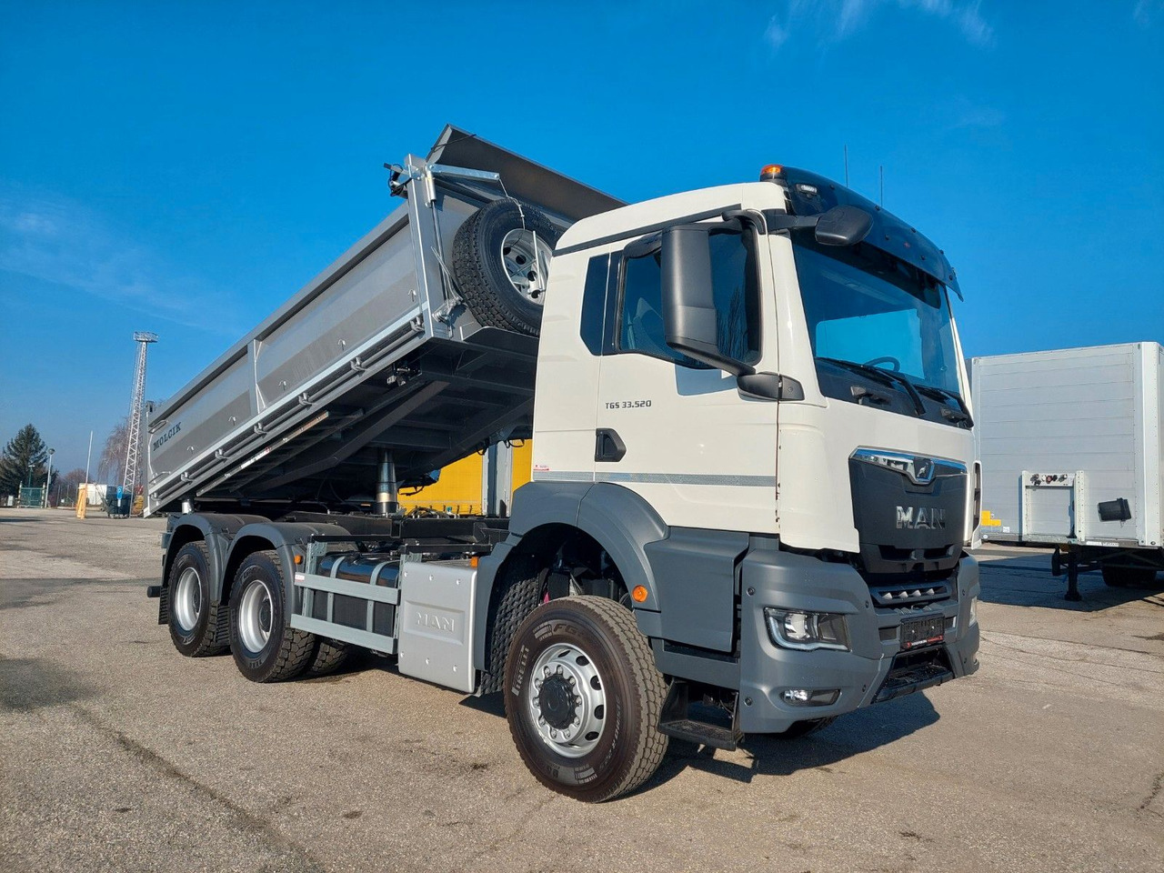 MAN TGS 35.520 6X6 BB CH - Kallurauto: pilt 2 MAN TGS 35.520 6X6 BB CH - Kallurauto: pilt 2