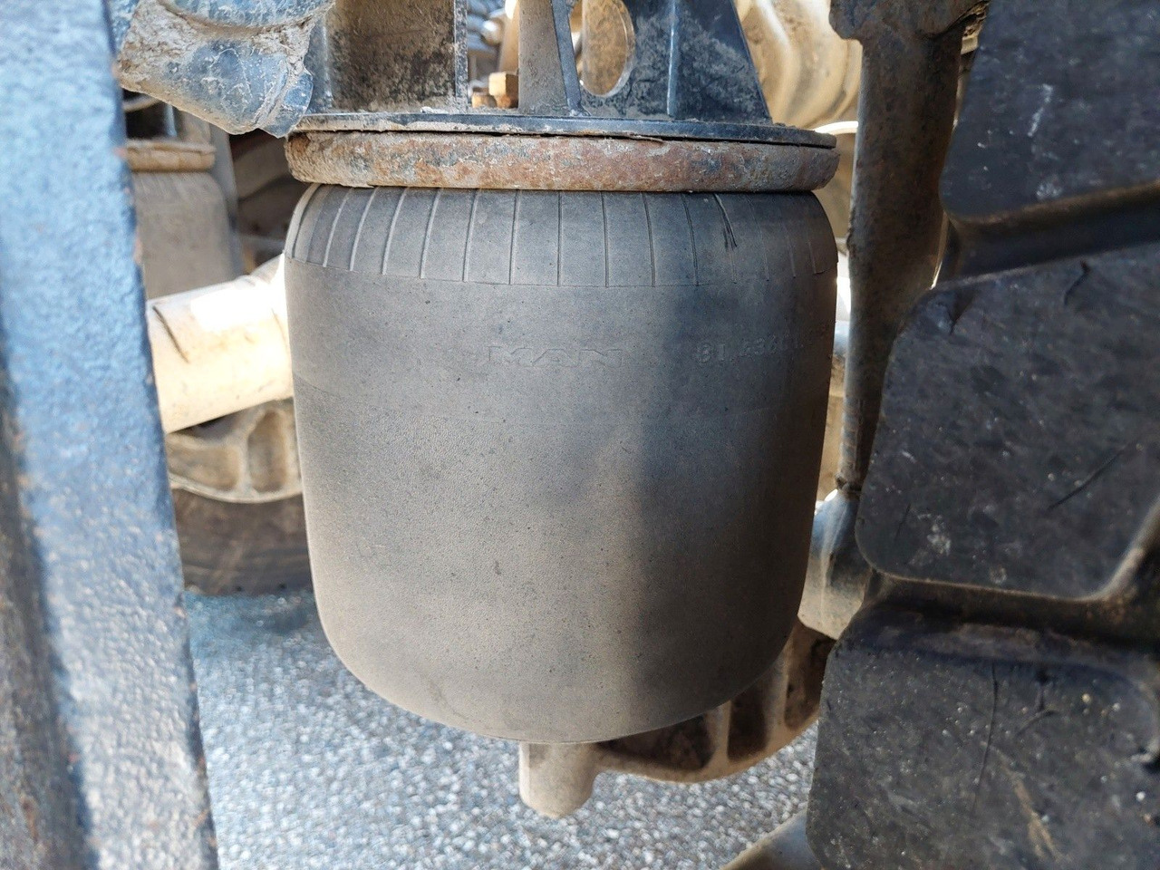 MAN TG3 33.510 6X6 BL KRAN LANGHOLZ Kesla 2117ZT94 liising MAN TG3 33.510 6X6 BL KRAN LANGHOLZ Kesla 2117ZT94: pilt 15
