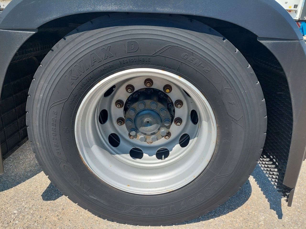 Sadulveok Mercedes-Benz Actros 5 1845 LS BigSpace 4x2: pilt 12