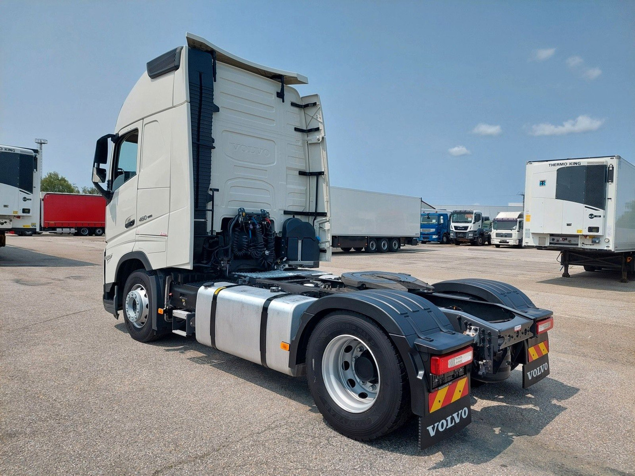 Volvo FH 13 Globetrotter XL 460 I-SAVE - Sadulveok: pilt 3 Volvo FH 13 Globetrotter XL 460 I-SAVE - Sadulveok: pilt 3