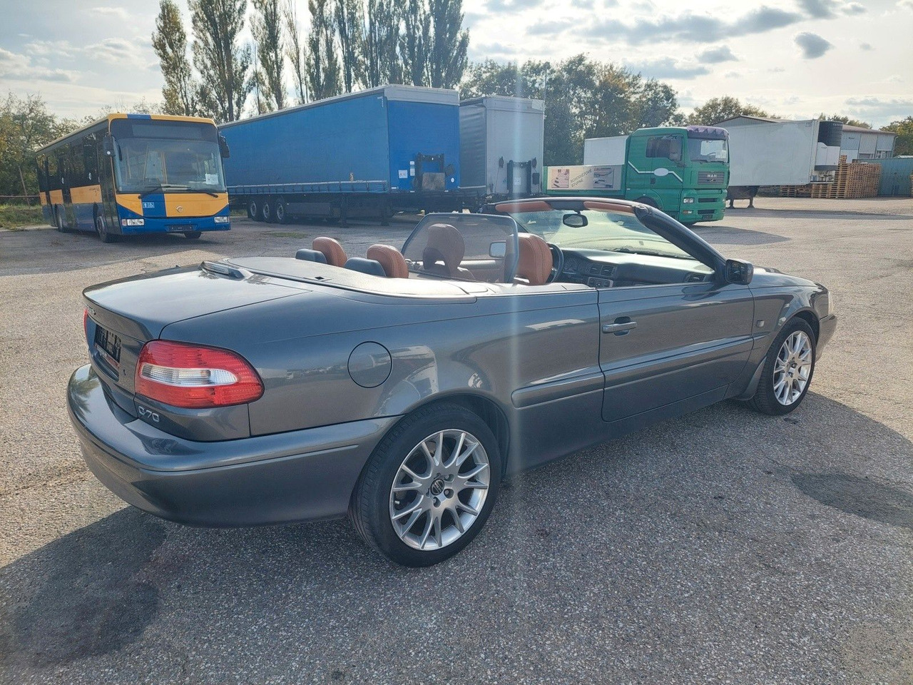Volvo C70 Cabriolet 2.4 T - Kabriolett: pilt 4 Volvo C70 Cabriolet 2.4 T - Kabriolett: pilt 4