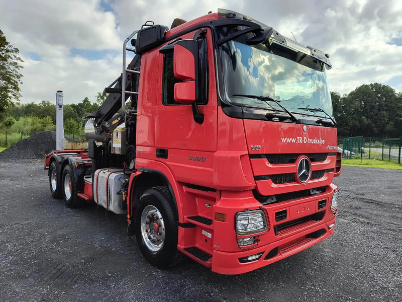 Mercedes-Benz Actros 3360 V8 CRANE HIAB 251S80 - 6X4 - V8 - Metsaveok, Kraanaga veoauto: pilt 3 Mercedes-Benz Actros 3360 V8 CRANE HIAB 251S80 - 6X4 - V8 - Metsaveok, Kraanaga veoauto: pilt 3