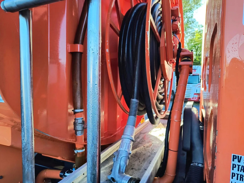 Tsisternauto transporditavad ained kütust Renault Midlum 300 DXI 13500L CARBURANT / FUEL - 4 COMP: pilt 13 Tsisternauto transporditavad ained kütust Renault Midlum 300 DXI 13500L CARBURANT / FUEL - 4 COMP: pilt 13