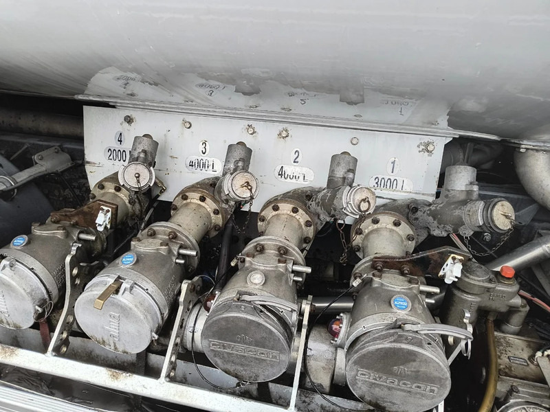 Tsisternauto transporditavad ained kütust Renault Premium 320 13000L FUEL / CARBURANT - 4 COMPARTMENTS: pilt 14