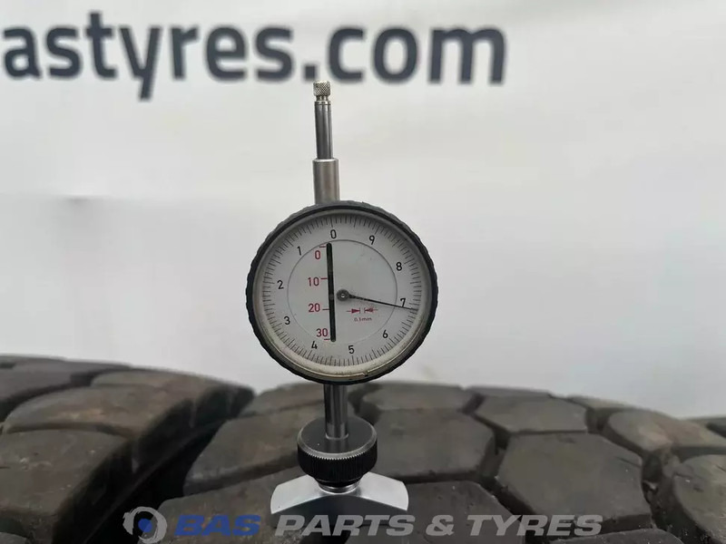 Apollo Apollo 315/80R22.5 EnduTrax MD 156/150 K M+S 3PMSF gebruikte set - Rehv - Veoauto: pilt 3 Apollo Apollo 315/80R22.5 EnduTrax MD 156/150 K M+S 3PMSF gebruikte set - Rehv - Veoauto: pilt 3