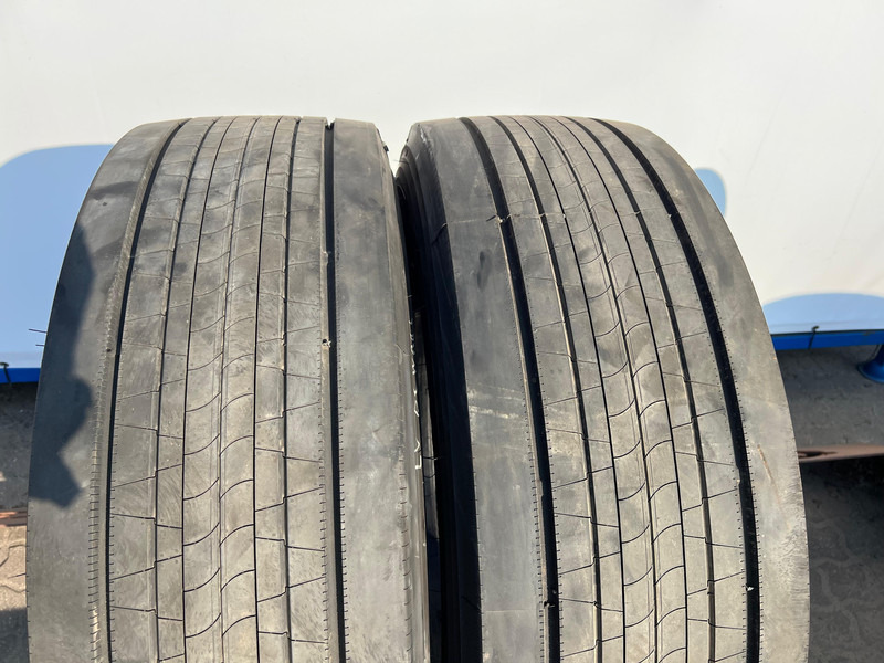 Bridgestone Bridgestone 315/70R22.5 Enliten Steer 154/150 M+S 3PMSF gebruikte set - Rehv - Veoauto: pilt 2 Bridgestone Bridgestone 315/70R22.5 Enliten Steer 154/150 M+S 3PMSF gebruikte set - Rehv - Veoauto: pilt 2
