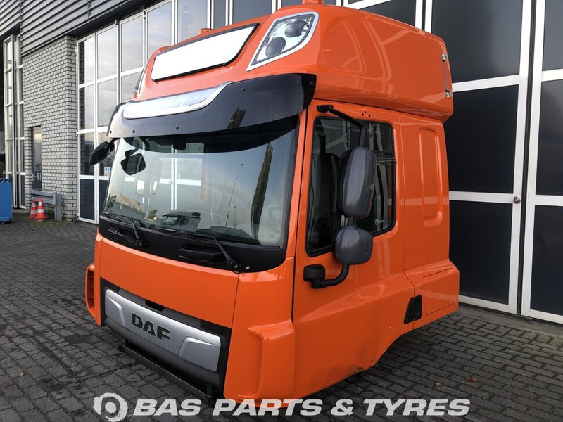 DAF CF Euro 6 - Kabiin ja interjöör - Veoauto: pilt 1 DAF CF Euro 6 - Kabiin ja interjöör - Veoauto: pilt 1