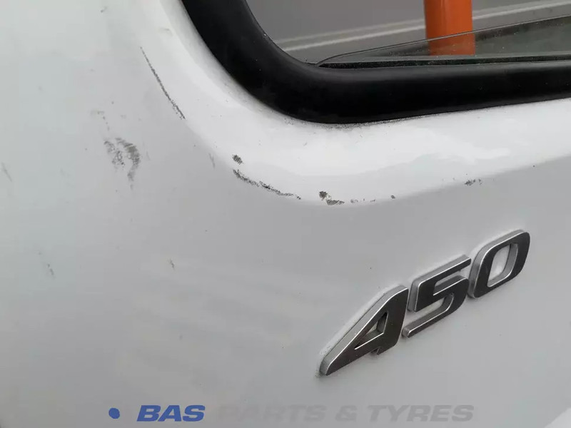 DAF CF Euro 6 Portier Rechts DAF 1355334 - Uks ja varuosad - Veoauto: pilt 2 DAF CF Euro 6 Portier Rechts DAF 1355334 - Uks ja varuosad - Veoauto: pilt 2