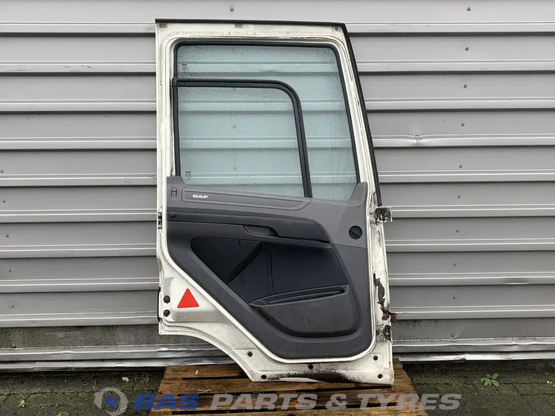 DAF CF (Meerdere types) Portier Links DAF 1836599 - Uks ja varuosad - Veoauto: pilt 2 DAF CF (Meerdere types) Portier Links DAF 1836599 - Uks ja varuosad - Veoauto: pilt 2