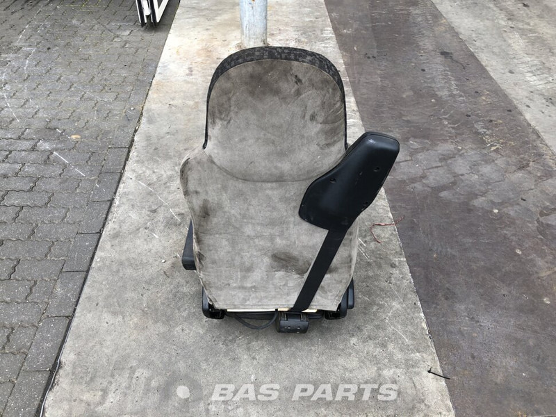 DAF CF75 Euro 4-5 Bijrijdersstoel DAF 1796654 - Iste - Veoauto: pilt 3 DAF CF75 Euro 4-5 Bijrijdersstoel DAF 1796654 - Iste - Veoauto: pilt 3