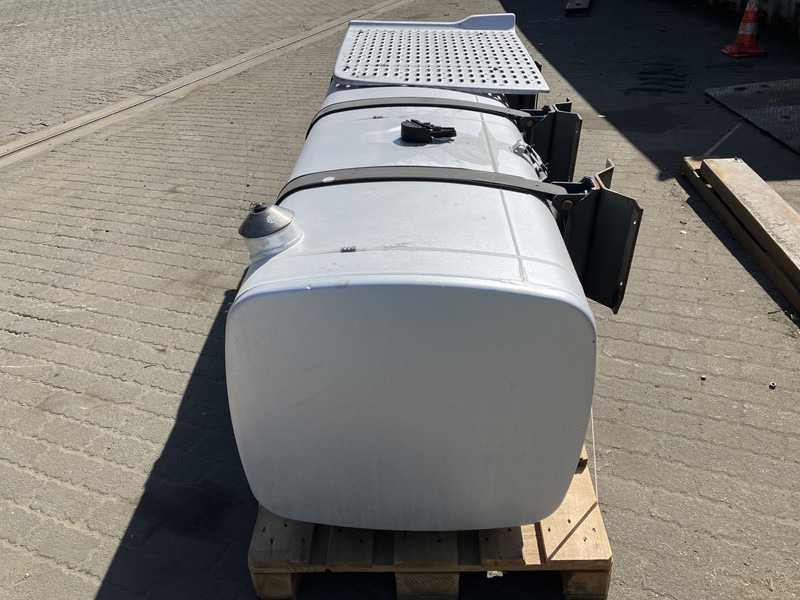 DAF - Kütusepaak - Veoauto: pilt 2 DAF - Kütusepaak - Veoauto: pilt 2