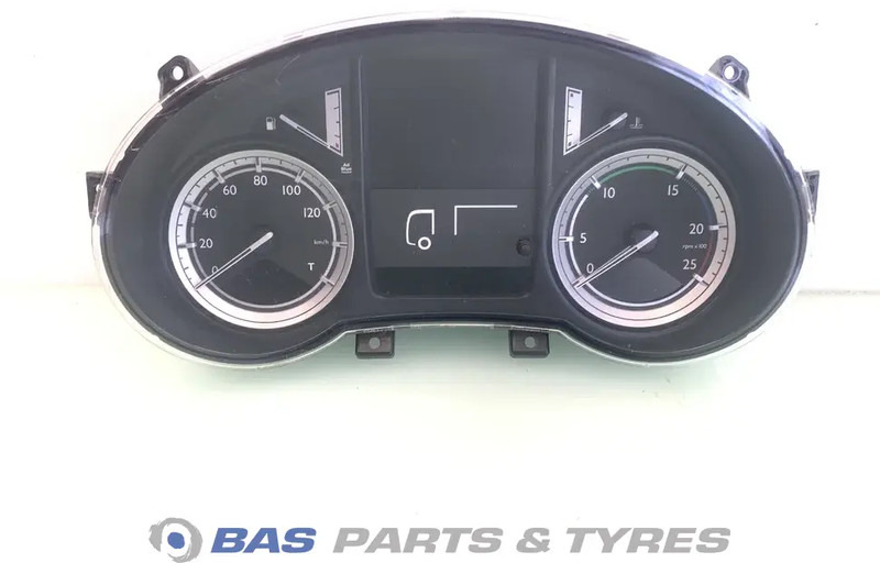 DAF XF106 - Armatuurlaud - Veoauto: pilt 1 DAF XF106 - Armatuurlaud - Veoauto: pilt 1