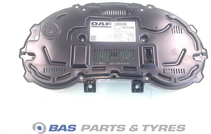 DAF XF106 - Armatuurlaud - Veoauto: pilt 2 DAF XF106 - Armatuurlaud - Veoauto: pilt 2