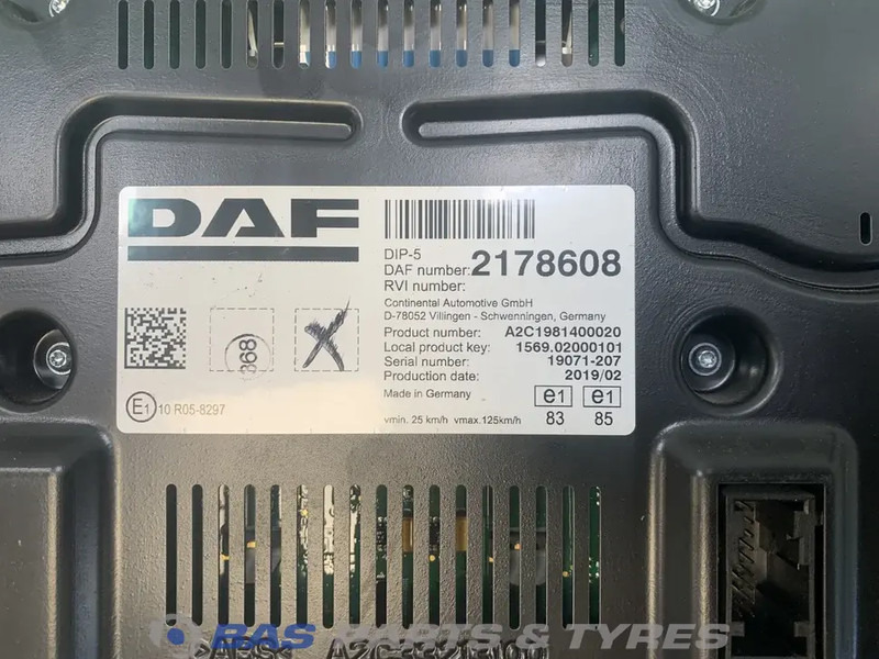 DAF XF106 - Armatuurlaud - Veoauto: pilt 3 DAF XF106 - Armatuurlaud - Veoauto: pilt 3