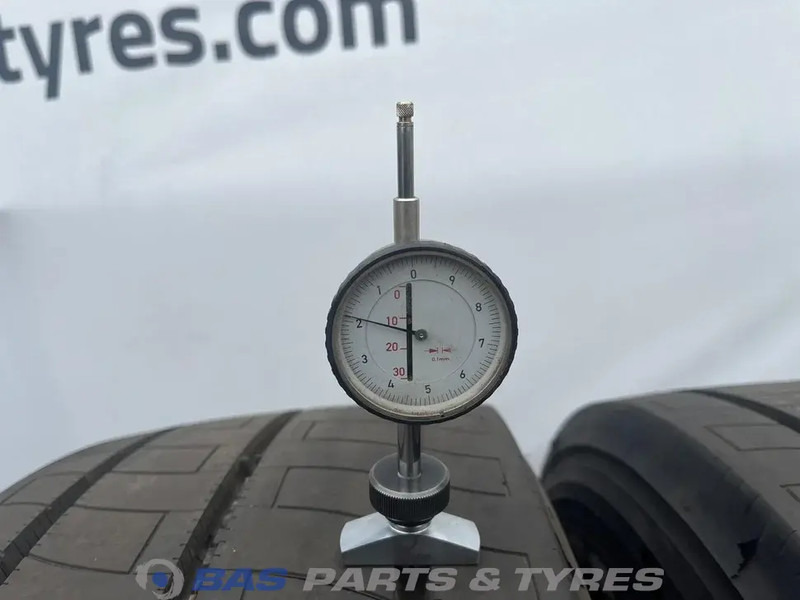 Firestone Firestone 315/70R22.5 FS424 EVO 156/150 M+S 3PMSF gebruikte set - Rehv - Veoauto: pilt 3 Firestone Firestone 315/70R22.5 FS424 EVO 156/150 M+S 3PMSF gebruikte set - Rehv - Veoauto: pilt 3