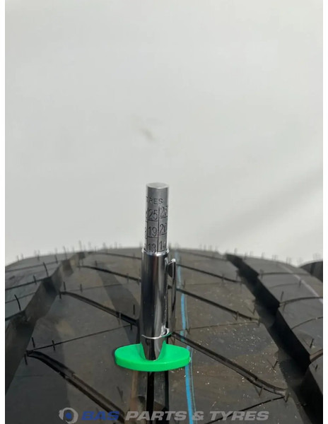 Goodyear - Rehv - Veoauto: pilt 3 Goodyear - Rehv - Veoauto: pilt 3