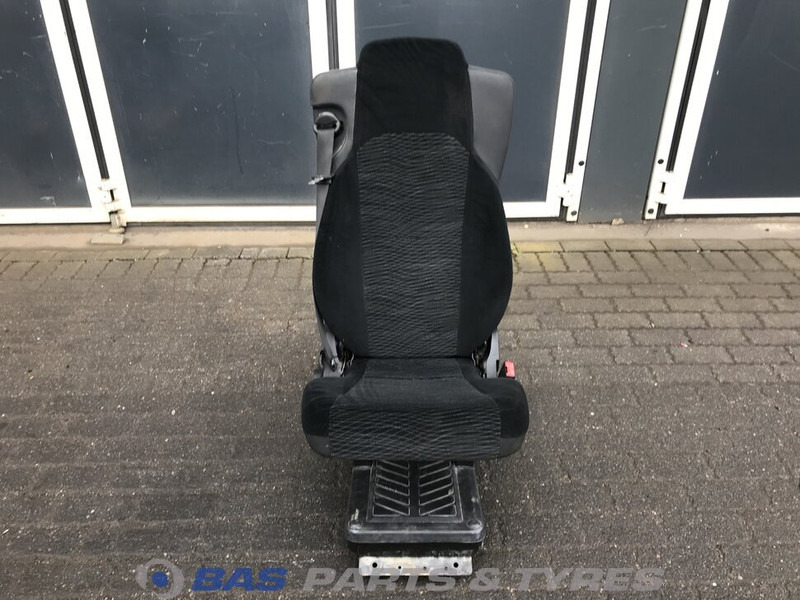 Mercedes-Benz Actros MP4 Bijrijdersstoel Mercedes A 960 910 38 03 - Iste - Veoauto: pilt 1 Mercedes-Benz Actros MP4 Bijrijdersstoel Mercedes A 960 910 38 03 - Iste - Veoauto: pilt 1