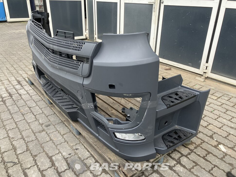 Mercedes-Benz Actros MP4 Bumper Mercedes A 960 880 16 90 - Kaitseraud - Veoauto: pilt 2 Mercedes-Benz Actros MP4 Bumper Mercedes A 960 880 16 90 - Kaitseraud - Veoauto: pilt 2