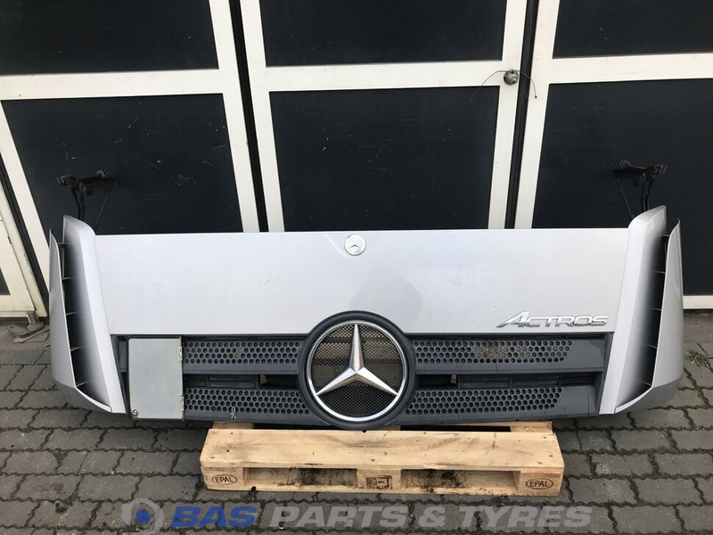 Mercedes-Benz Actros MP4 Frontklep Mercedes A 960 750 15 67 - Võre - Veoauto: pilt 1 Mercedes-Benz Actros MP4 Frontklep Mercedes A 960 750 15 67 - Võre - Veoauto: pilt 1
