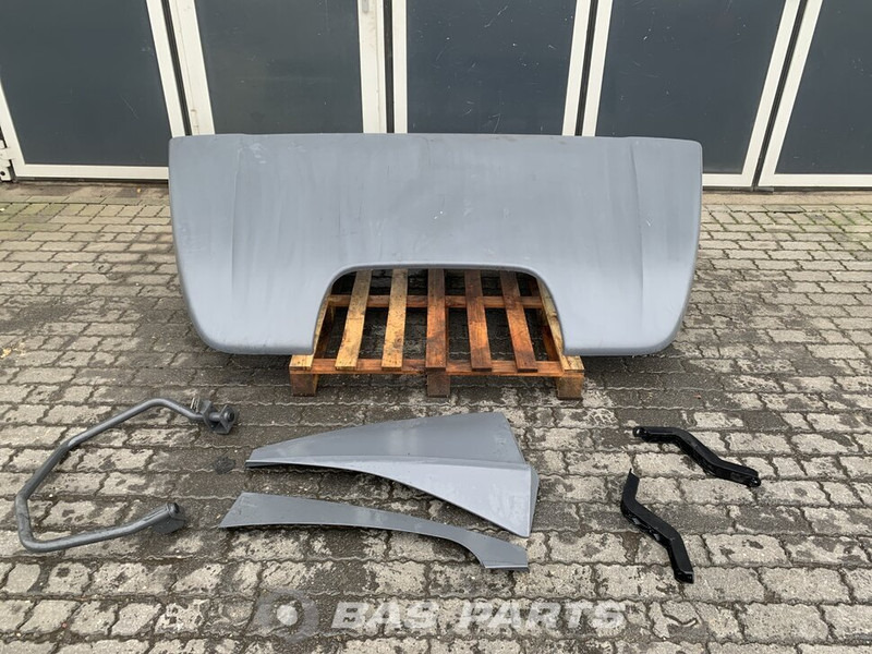 Mercedes-Benz Actros MP4 - Aerodünaamika/ Spoiler - Veoauto: pilt 1 Mercedes-Benz Actros MP4 - Aerodünaamika/ Spoiler - Veoauto: pilt 1
