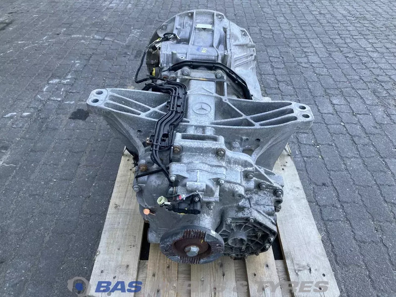 Mercedes-Benz Actros MP4 - Käigukast - Veoauto: pilt 2 Mercedes-Benz Actros MP4 - Käigukast - Veoauto: pilt 2