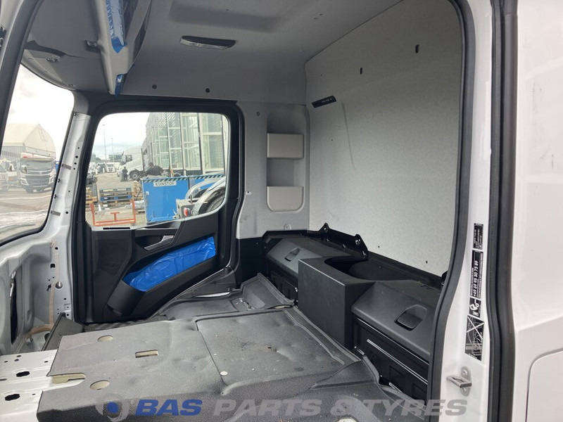 Kabiin ja interjöör - Veoauto Mercedes-Benz Actros MP5: pilt 7 Kabiin ja interjöör - Veoauto Mercedes-Benz Actros MP5: pilt 7