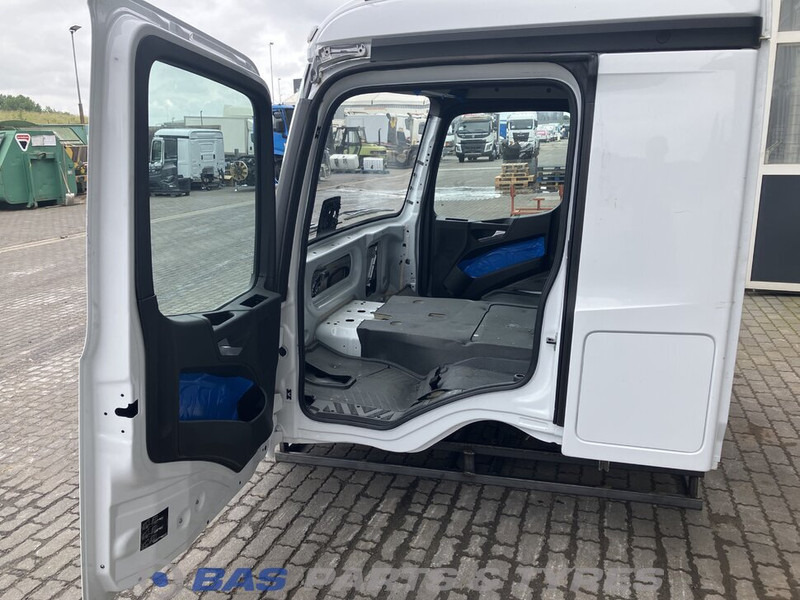 Kabiin ja interjöör - Veoauto Mercedes-Benz Actros MP5: pilt 6 Kabiin ja interjöör - Veoauto Mercedes-Benz Actros MP5: pilt 6