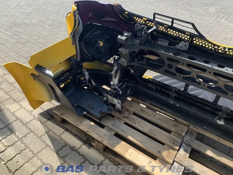 Mercedes-Benz Antos MP4 Bumper Mercedes A 960 310 23 22 - Kaitseraud - Veoauto: pilt 4 Mercedes-Benz Antos MP4 Bumper Mercedes A 960 310 23 22 - Kaitseraud - Veoauto: pilt 4