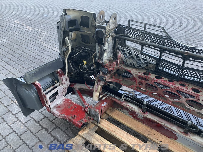 Mercedes-Benz Antos MP4 Bumper Mercedes A 960 880 63 72 - Kaitseraud - Veoauto: pilt 4 Mercedes-Benz Antos MP4 Bumper Mercedes A 960 880 63 72 - Kaitseraud - Veoauto: pilt 4