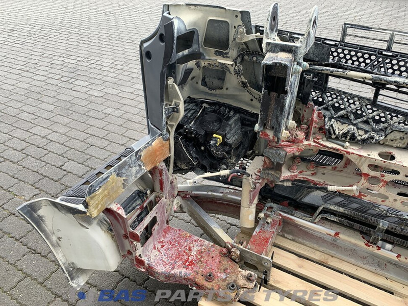 Mercedes-Benz Antos MP4 Bumper Mercedes A 960 880 90 72 - Kaitseraud - Veoauto: pilt 4 Mercedes-Benz Antos MP4 Bumper Mercedes A 960 880 90 72 - Kaitseraud - Veoauto: pilt 4