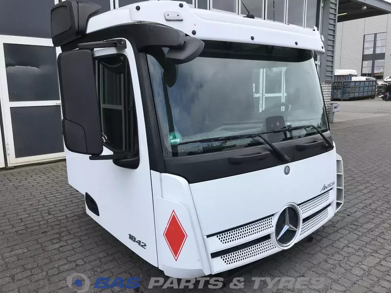 Mercedes-Benz Antos MP4 - Kabiin ja interjöör - Veoauto: pilt 2 Mercedes-Benz Antos MP4 - Kabiin ja interjöör - Veoauto: pilt 2