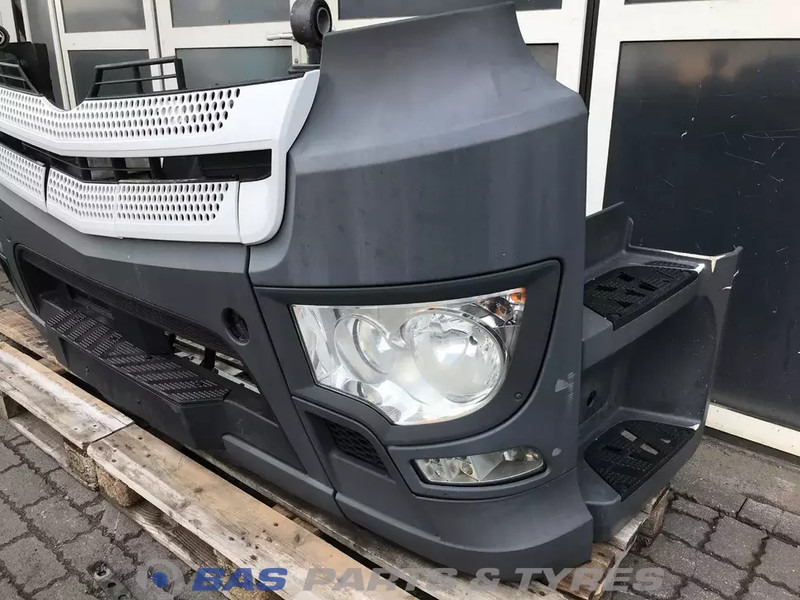 Mercedes-Benz Antos MP4 - Kaitseraud - Veoauto: pilt 2 Mercedes-Benz Antos MP4 - Kaitseraud - Veoauto: pilt 2