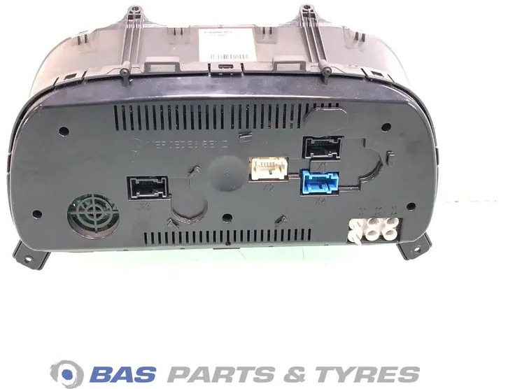 Mercedes-Benz Atego MP2 - Armatuurlaud - Veoauto: pilt 2 Mercedes-Benz Atego MP2 - Armatuurlaud - Veoauto: pilt 2