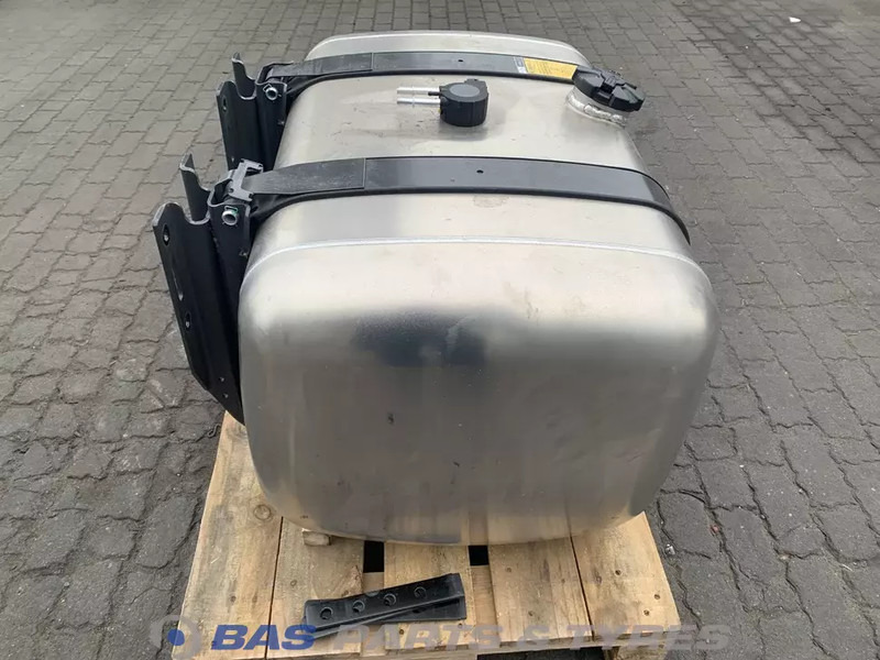 Mercedes-Benz Brandstoftank Mercedes 290 Liter A 960 470 00 04 - Kütusepaak - Veoauto: pilt 4 Mercedes-Benz Brandstoftank Mercedes 290 Liter A 960 470 00 04 - Kütusepaak - Veoauto: pilt 4