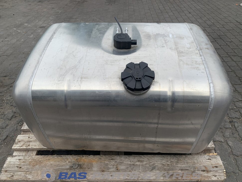 Mercedes-Benz Brandstoftank Mercedes 290 Liter A 960 470 00 04 - Kütusepaak - Veoauto: pilt 1 Mercedes-Benz Brandstoftank Mercedes 290 Liter A 960 470 00 04 - Kütusepaak - Veoauto: pilt 1