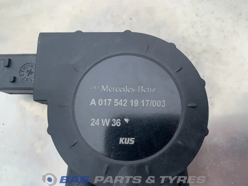 Mercedes-Benz Brandstoftank Mercedes 290 Liter A 960 470 00 04 - Kütusepaak - Veoauto: pilt 5 Mercedes-Benz Brandstoftank Mercedes 290 Liter A 960 470 00 04 - Kütusepaak - Veoauto: pilt 5