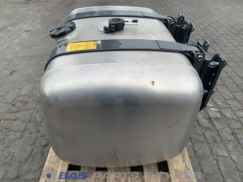 Mercedes-Benz Brandstoftank Mercedes 290 Liter A 960 470 00 04 - Kütusepaak - Veoauto: pilt 2 Mercedes-Benz Brandstoftank Mercedes 290 Liter A 960 470 00 04 - Kütusepaak - Veoauto: pilt 2