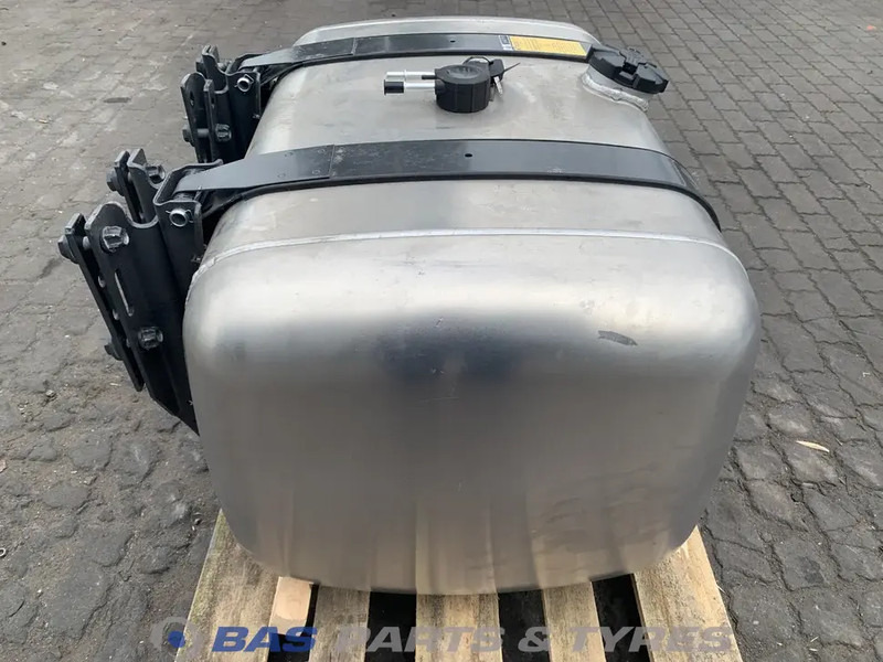 Mercedes-Benz Brandstoftank Mercedes 290 Liter A 960 470 00 04 - Kütusepaak - Veoauto: pilt 4 Mercedes-Benz Brandstoftank Mercedes 290 Liter A 960 470 00 04 - Kütusepaak - Veoauto: pilt 4