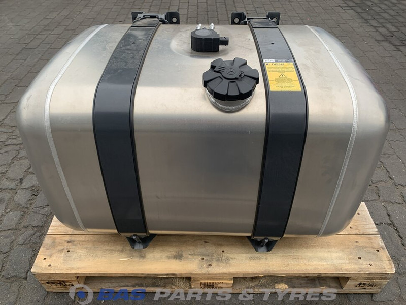 Mercedes-Benz Brandstoftank Mercedes 290 Liter A 960 470 00 04 - Kütusepaak - Veoauto: pilt 1 Mercedes-Benz Brandstoftank Mercedes 290 Liter A 960 470 00 04 - Kütusepaak - Veoauto: pilt 1
