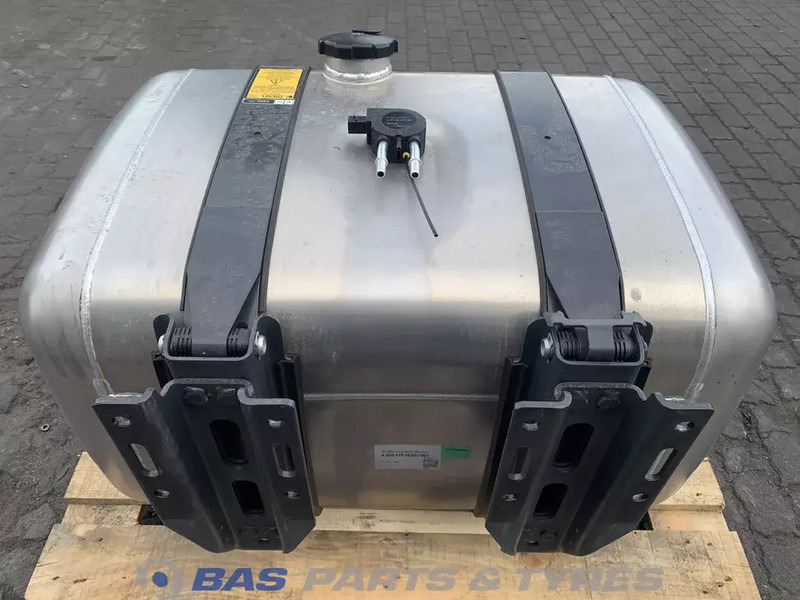 Mercedes-Benz Brandstoftank Mercedes 290 Liter A 960 470 00 04 - Kütusepaak - Veoauto: pilt 3 Mercedes-Benz Brandstoftank Mercedes 290 Liter A 960 470 00 04 - Kütusepaak - Veoauto: pilt 3