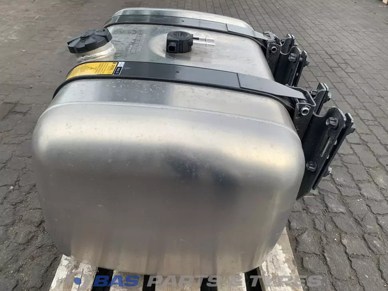 Mercedes-Benz Brandstoftank Mercedes 290 Liter A 960 470 00 04 - Kütusepaak - Veoauto: pilt 2 Mercedes-Benz Brandstoftank Mercedes 290 Liter A 960 470 00 04 - Kütusepaak - Veoauto: pilt 2