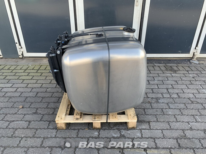 Mercedes-Benz Brandstoftank Mercedes 360 Liter A 960 470 51 04 - Kütusepaak - Veoauto: pilt 4 Mercedes-Benz Brandstoftank Mercedes 360 Liter A 960 470 51 04 - Kütusepaak - Veoauto: pilt 4