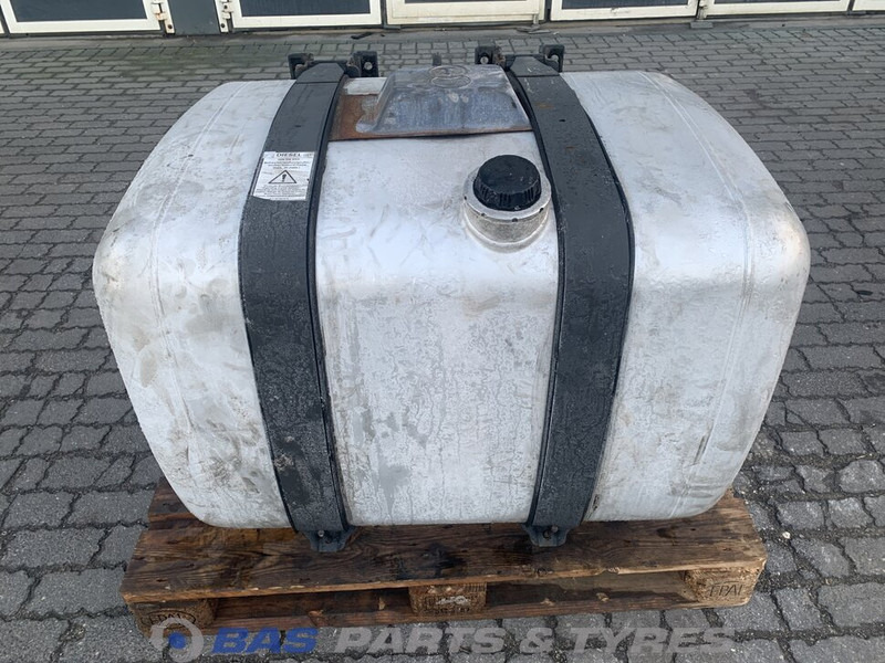 Mercedes-Benz Brandstoftank Mercedes 430 Liter A 960 475 27 03 - Kütusepaak - Veoauto: pilt 1 Mercedes-Benz Brandstoftank Mercedes 430 Liter A 960 475 27 03 - Kütusepaak - Veoauto: pilt 1