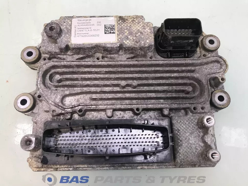 Mercedes-Benz Motormanagement ECU Mercedes A 001 446 62 35 - Mootori juhtimisseade - Veoauto: pilt 1 Mercedes-Benz Motormanagement ECU Mercedes A 001 446 62 35 - Mootori juhtimisseade - Veoauto: pilt 1